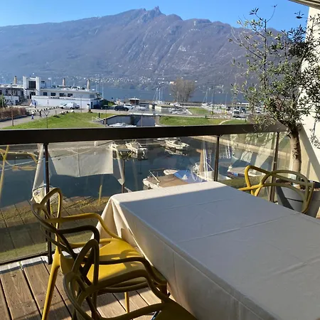 Appartement Vue Lac&marina-appart Au Petit Port