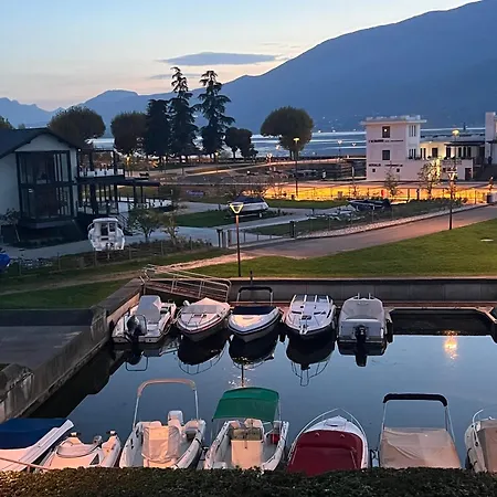 D'exception Au Bord Du Aix-les-Bains